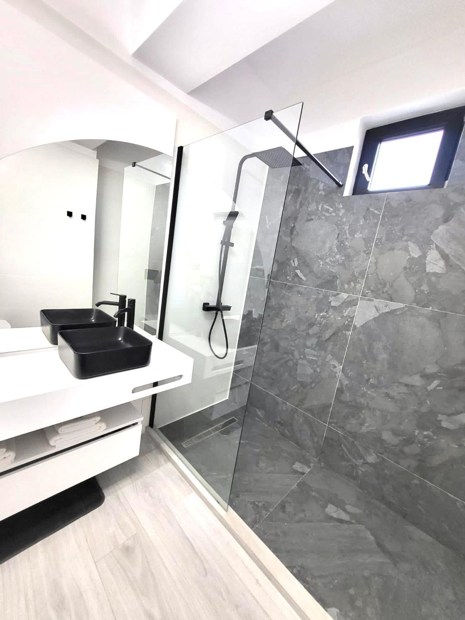 Mamaia Nord Vip Aparthotel Navodari Bagian luar foto