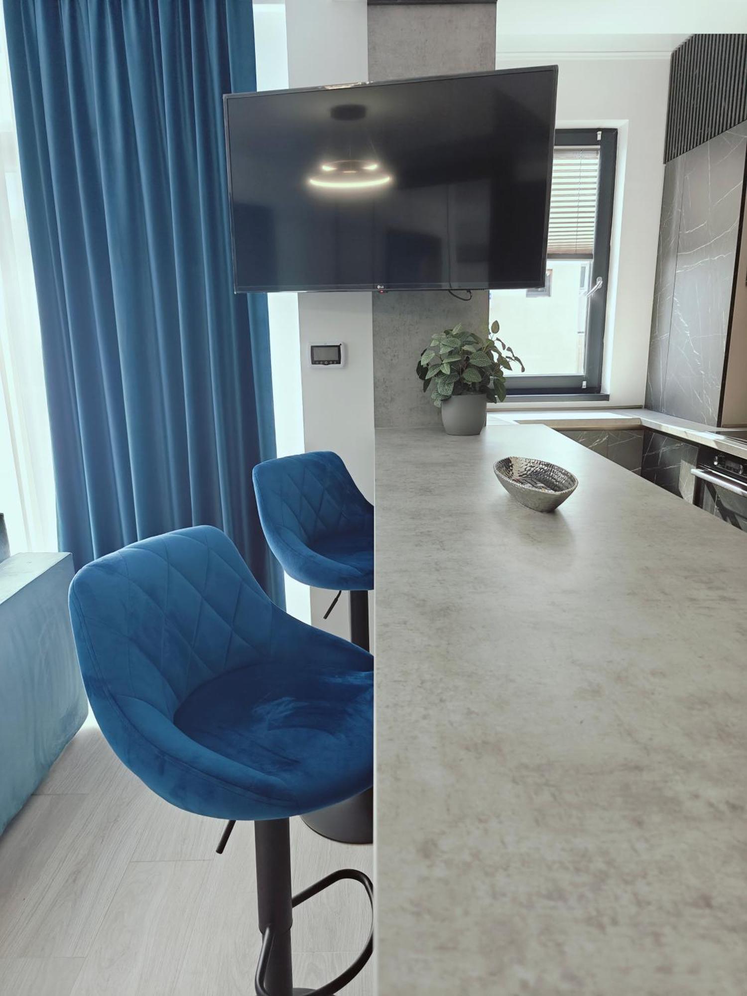 Mamaia Nord Vip Aparthotel Navodari Bagian luar foto